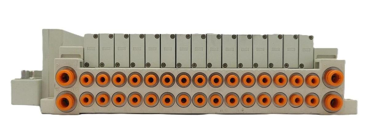 Used SMC SS5V1-15-DUX00300 15-Port Pneumatic Manifold AMAT 0190-76347 Working Surplus