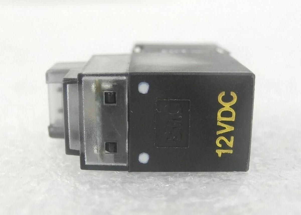 SMC VJ114T-6LOZ-X104 Valve Sensor VJ114T-6LOZ-X104 VJ100 Reseller Lot of 24 New