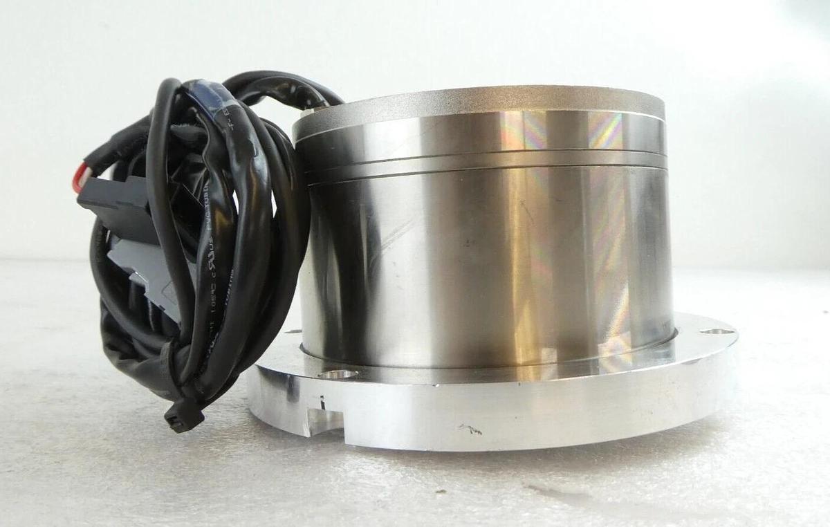 Used Sanyo Denki R2AC13058HXS71 AC Servomotor Sanmotion R Working