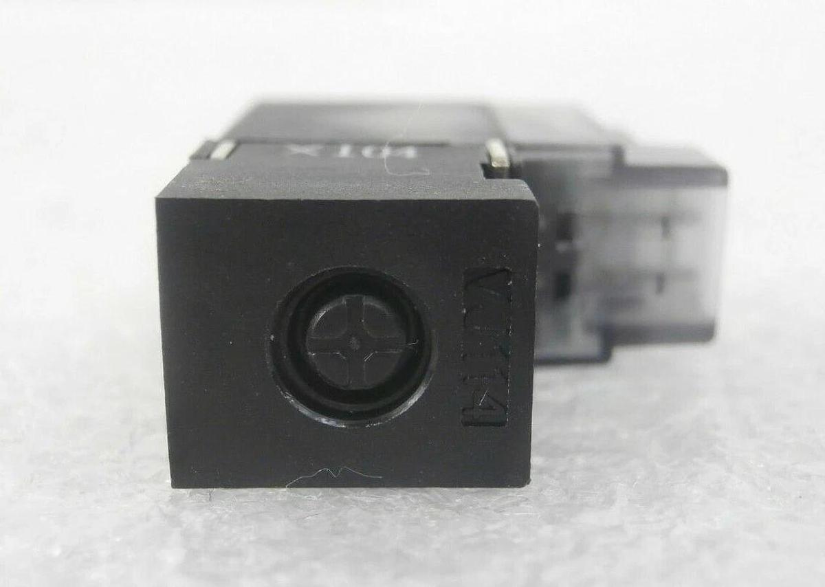 SMC VJ114T-6LOZ-X104 Valve Sensor VJ114T-6LOZ-X104 VJ100 Reseller Lot of 24 New