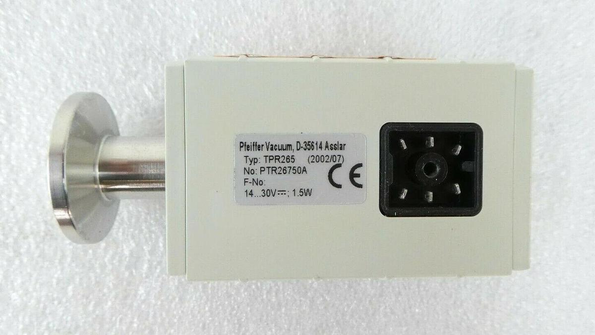 Used Pfeiffer PTR26750A Pirani Gauge TPR265 Lot of 4 KLA-Tencor 200-20613-000 Working