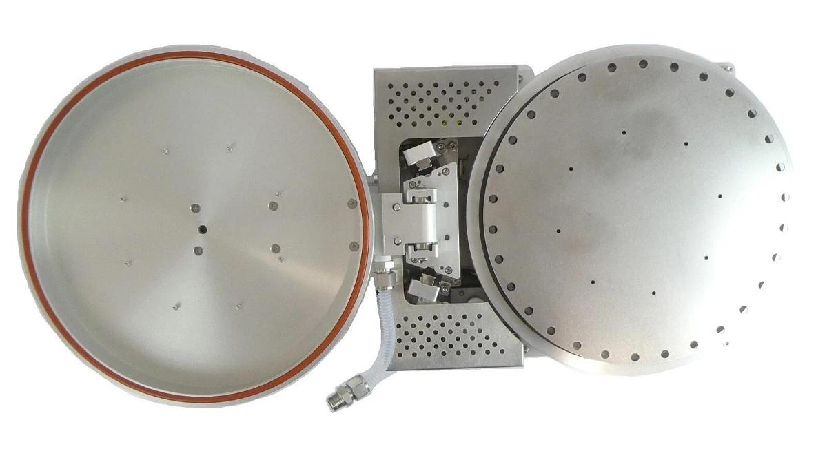 C&D Semiconductor 300mm Wafer Processing Chamber Stage P9000 New Surplus
