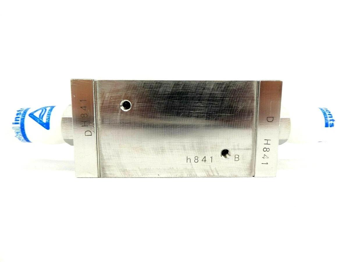 Refurbished Aera FC-D980C Mass Flow Controller MFC 100 SCCM N2 Refurbished Surplus