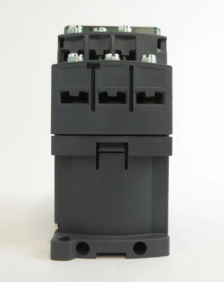 Schneider Electric LC1D96 3-Pole IEC Contactor Reseller lot of 20 New Surplus