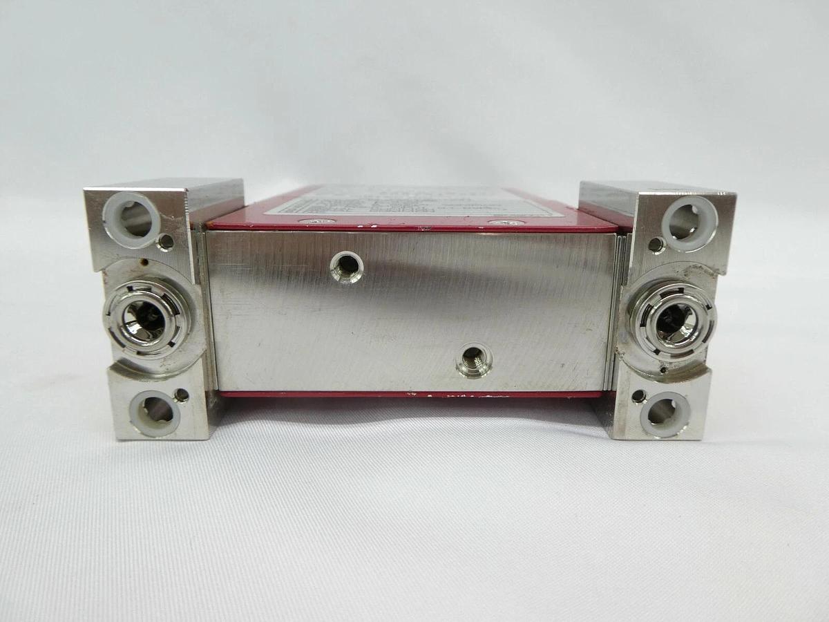 Used STEC SEC-7330M MFC Mass Flow Controller SEC-7330 200 CCM SF6 Working Spare