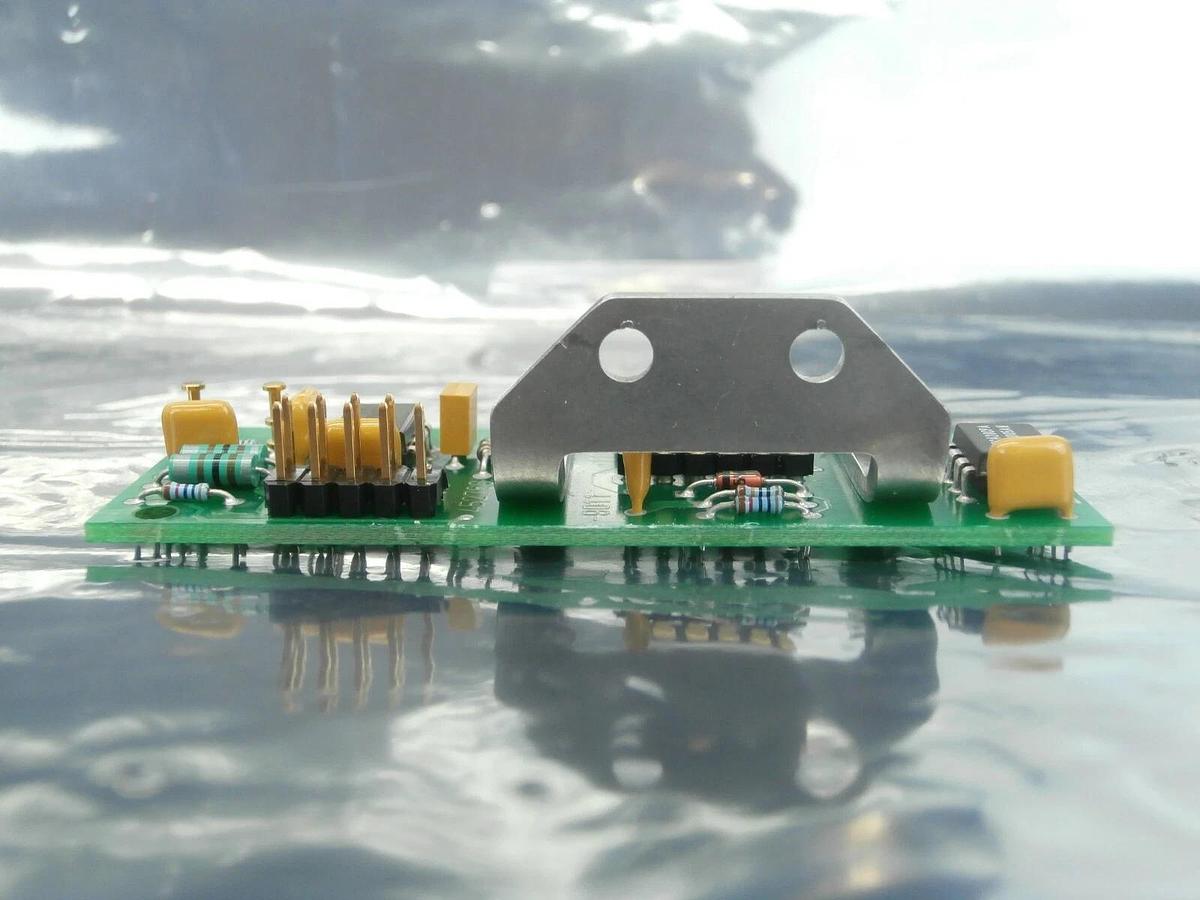 Used Carl Zeiss 452766-9011 Microscope Laser Sensor Board PCB MEG System Axiotron