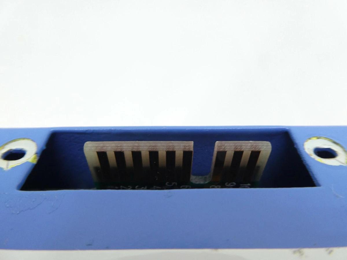 Refurbished Millipore FC-2900MEP Mass Flow Controller MFC 1 SLPM He Tylan 2900 Refurbished