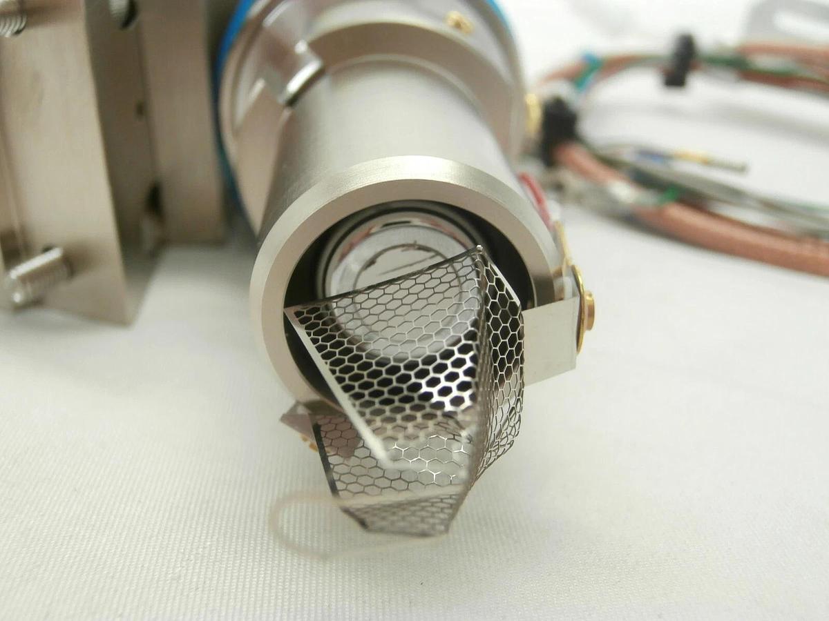 Used JEOL Secondary Electron Detector JWS-2000 Wafer Defect Review SEM Working
