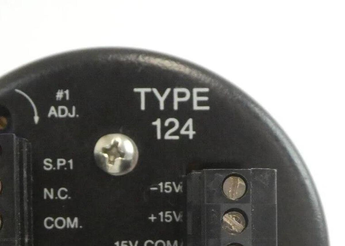 Used MKS Instruments 124AA-001000BB Baratron Type 124 1000 TORR Working Spare