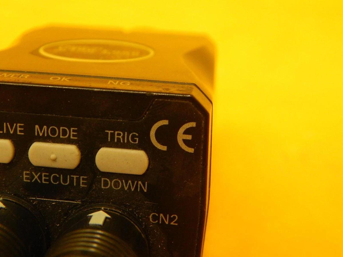 Used Omron V400-F050 2D Code Reader Camera 25mm TV Lens with Cable Used Working