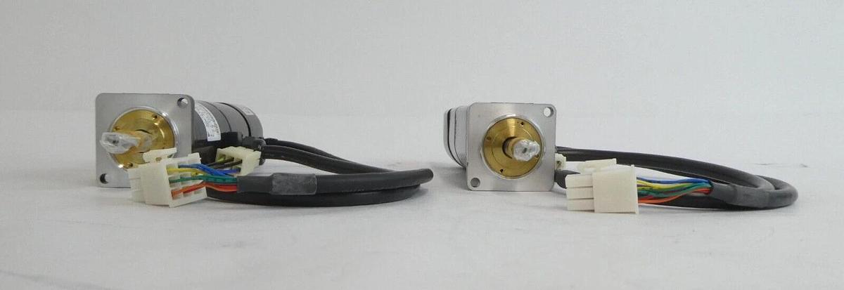 Yaskawa Electric SGM-01U3B4CL Servo Motor AMAT 1080-01243 Lot of 5 New Surplus