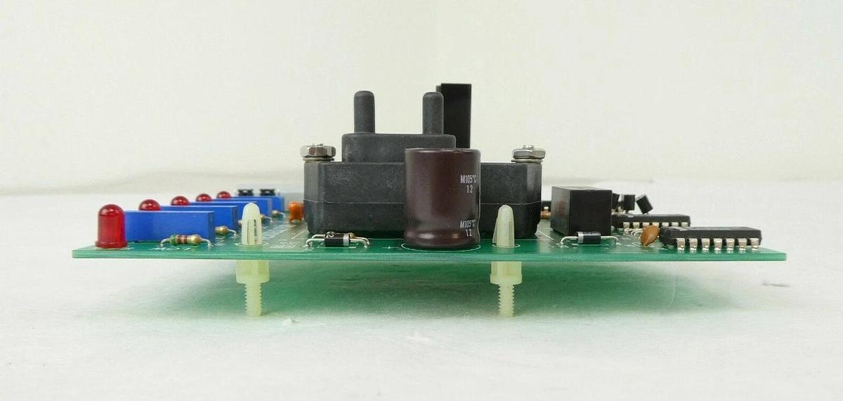 Used Verteq 1070725 IPA Level Switch PCB PSD Assembly 1070723-1 Working Surplus