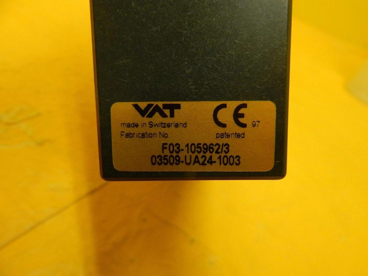 Used VAT F03-105962 Pneumatic Slit Valve Matrix System 10 Style 1104 Used Working