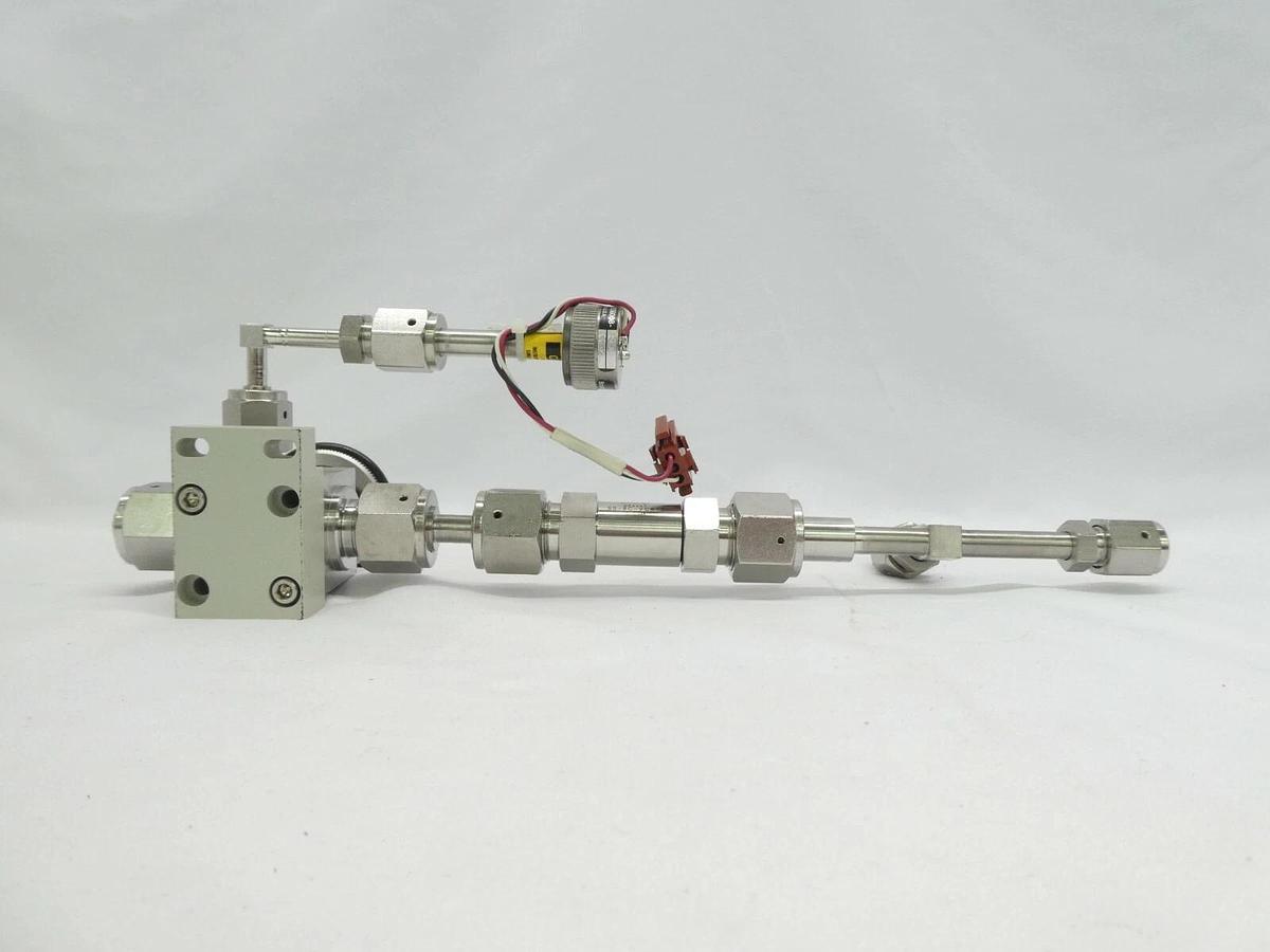 Used Parker 18AA-8482VM Manual Valve Assembly Bristol Babcock 506008-649 Lot of 2