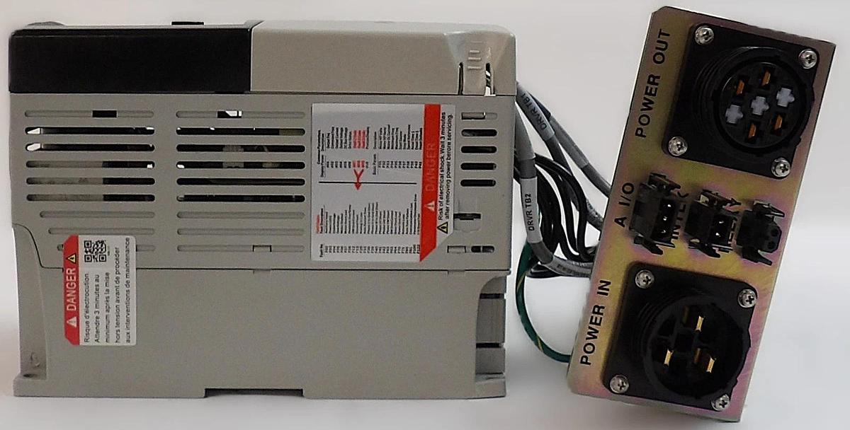 Used AB Allen-Bradley 22B-B012N104 AC Driver PowerFlex 40 AMAT 1080-00318 Working