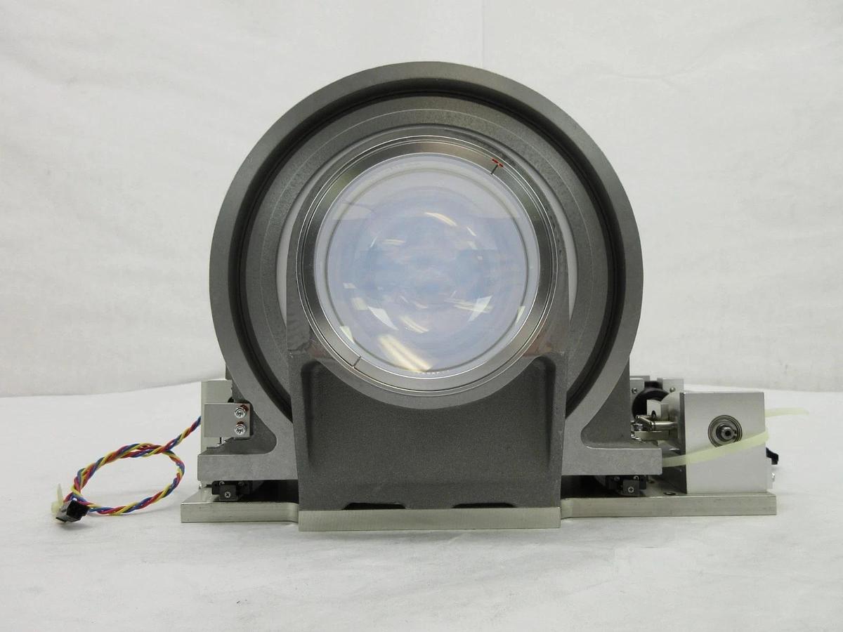 Used Nikon Precision Illumination Uniformity Control IUC Relay Lens NSR-S202A Working
