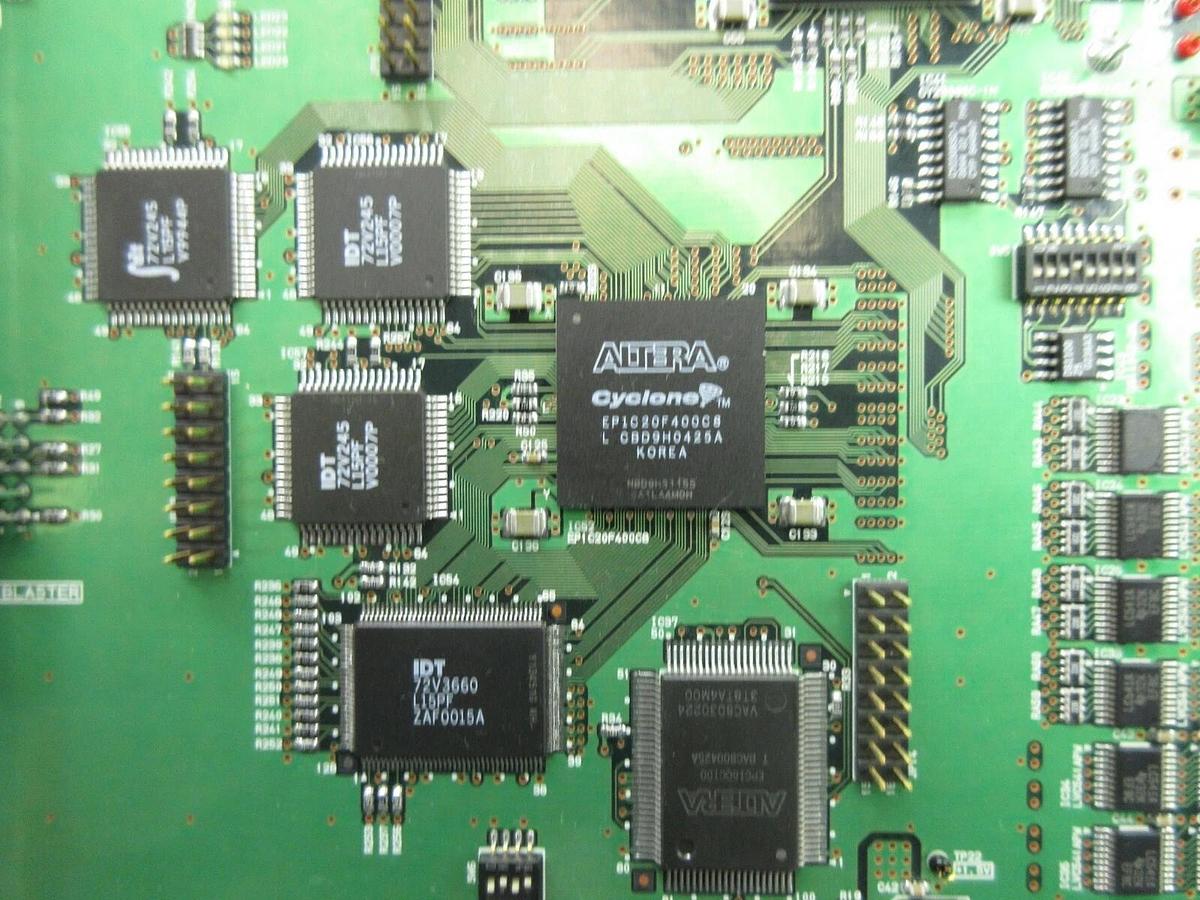 Used Lasertec C-100753B Processor PCB Card EDGE DET Y C-100752B EDGE_DET2 Used