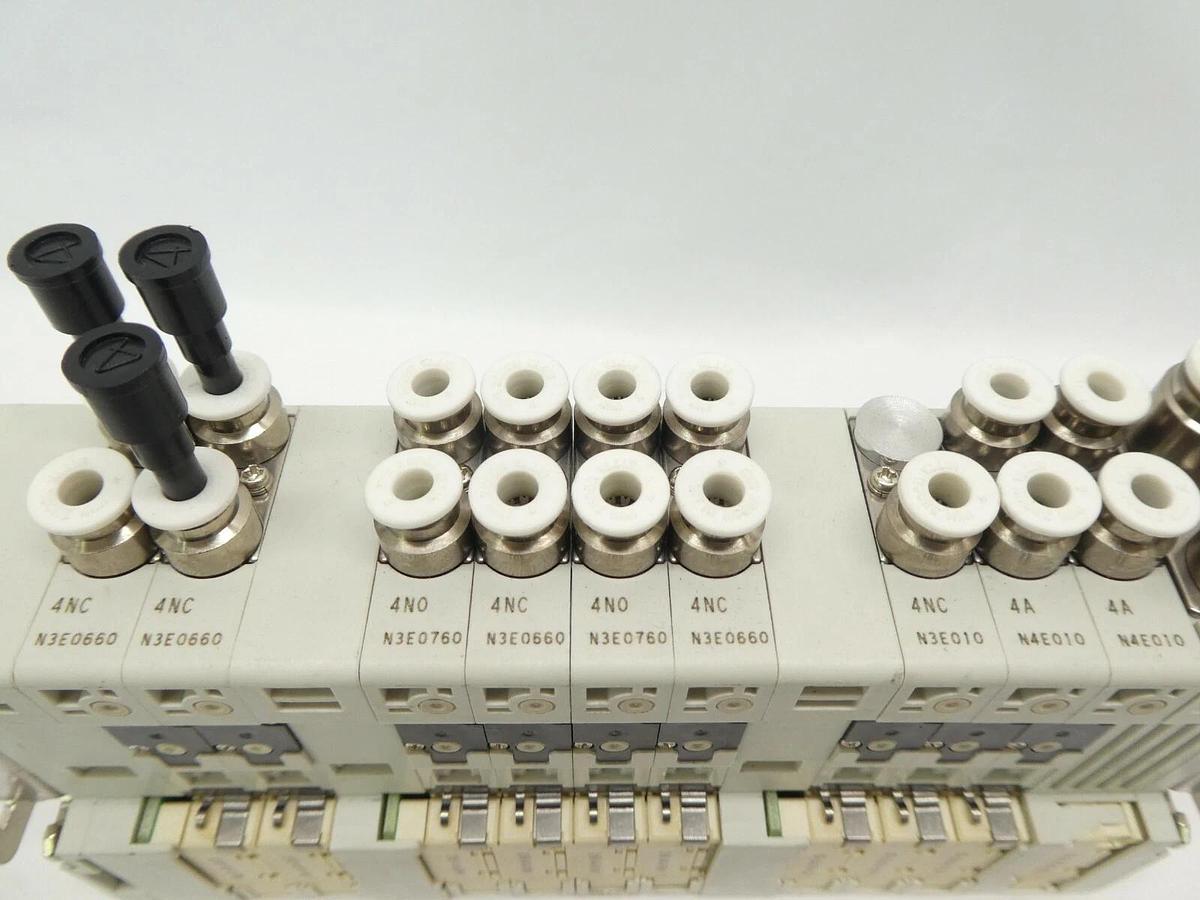 Used CKD N4E0 Series 9-Port Pneumatic Manifold N4E0-ER N4E0-EL N4E0-TM1B Lithius