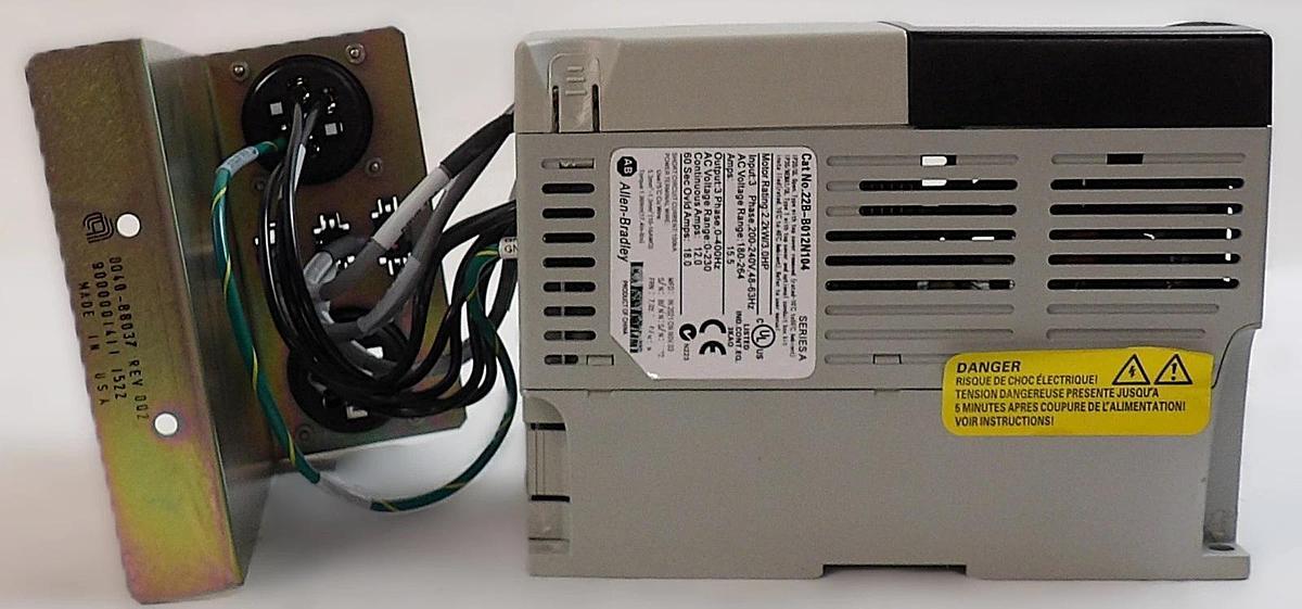 Used AB Allen-Bradley 22B-B012N104 AC Driver PowerFlex 40 AMAT 1080-00318 Working