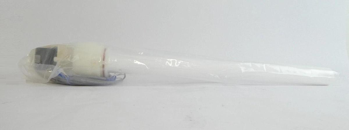 Banner Engineering 332U0047-01 Ultrasonic 1000ML Level Sensor Lot of 2 New