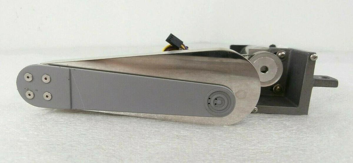 Used SVG Silicon Valley Group 99-38154-01 Wafer Shuttle Robot Arm 9002 90S Working