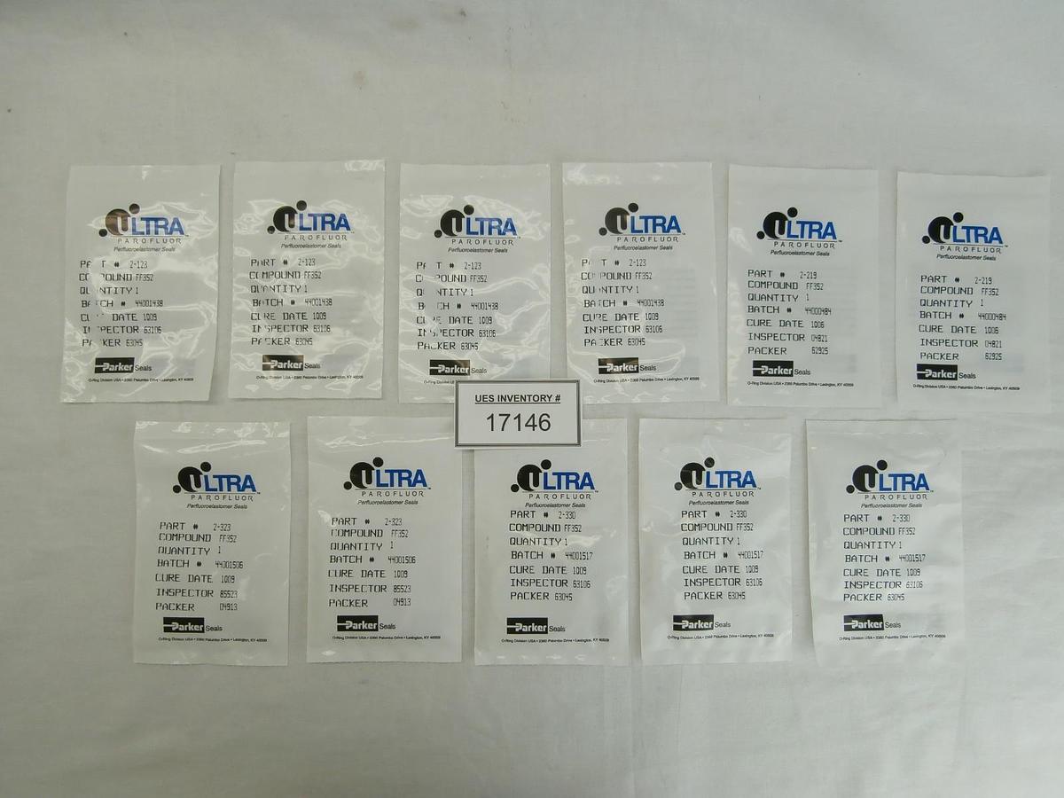 Parker Seals FF352 Medium O-Rings Ultra Parofluor Seal Reseller Lot of 11 New