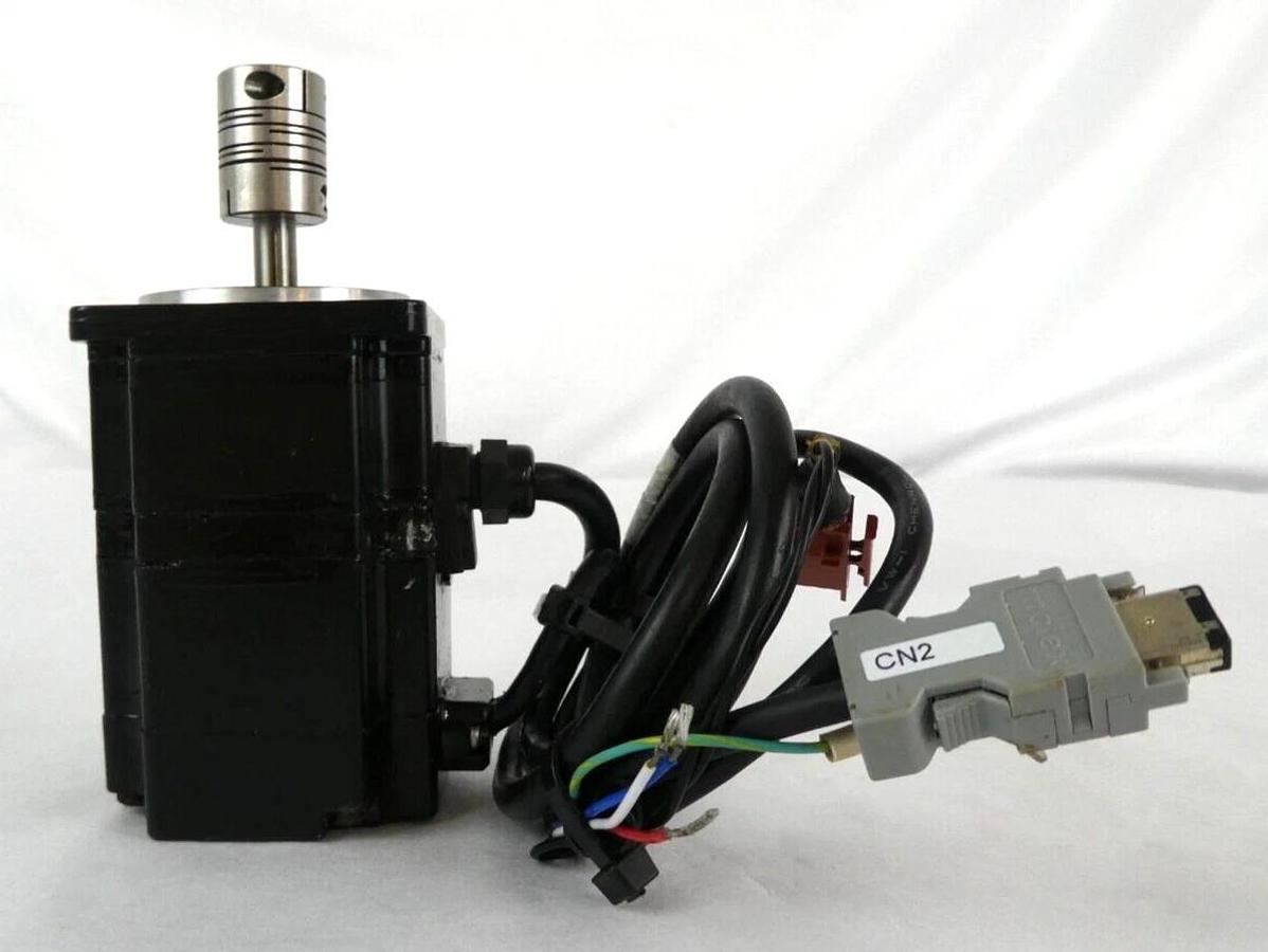 Used Yaskawa Electric SGMPH-01AAE-YA11 AC Servo Motor Assembly Lot of 2 Working