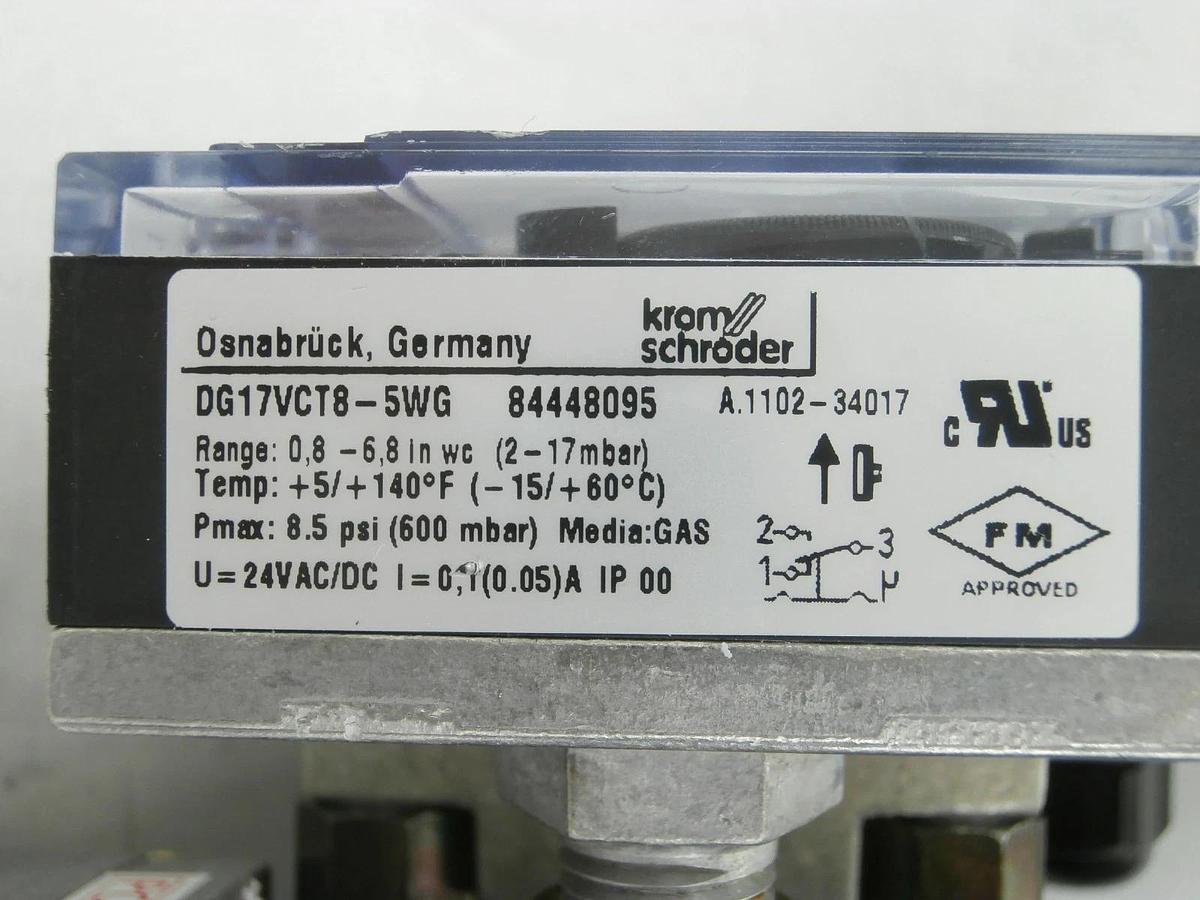 Used Edwards SDT Gas Block (KROM) Manifold VAS1-0/10R/NQ DG17VCT8-SWG TPU Used