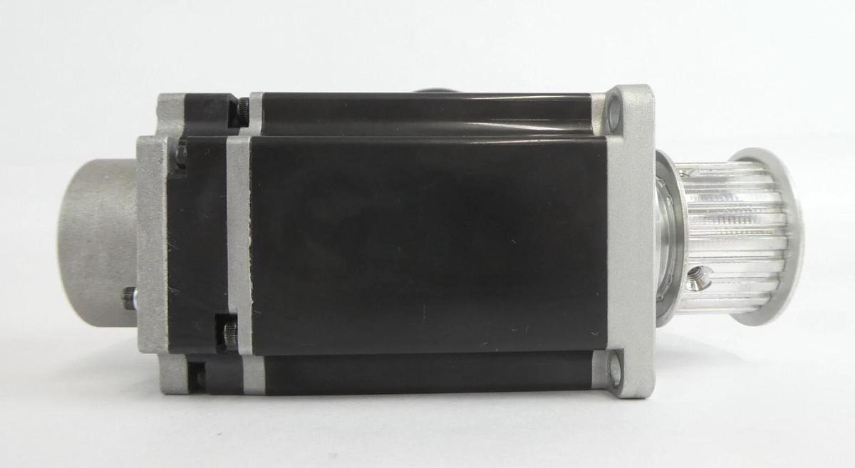 Used Sanyo Denki R2AA06040HXS03M AC Servo Motor SANMOTION R Working