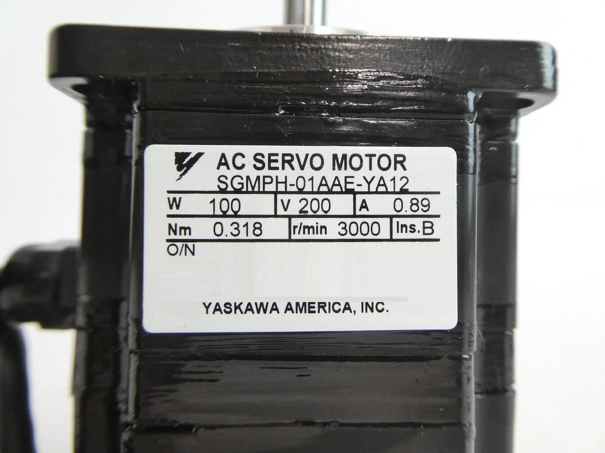 Used Yaskawa America SGMPH-01AAE-YA12 AC Servo Motor Assembly Working