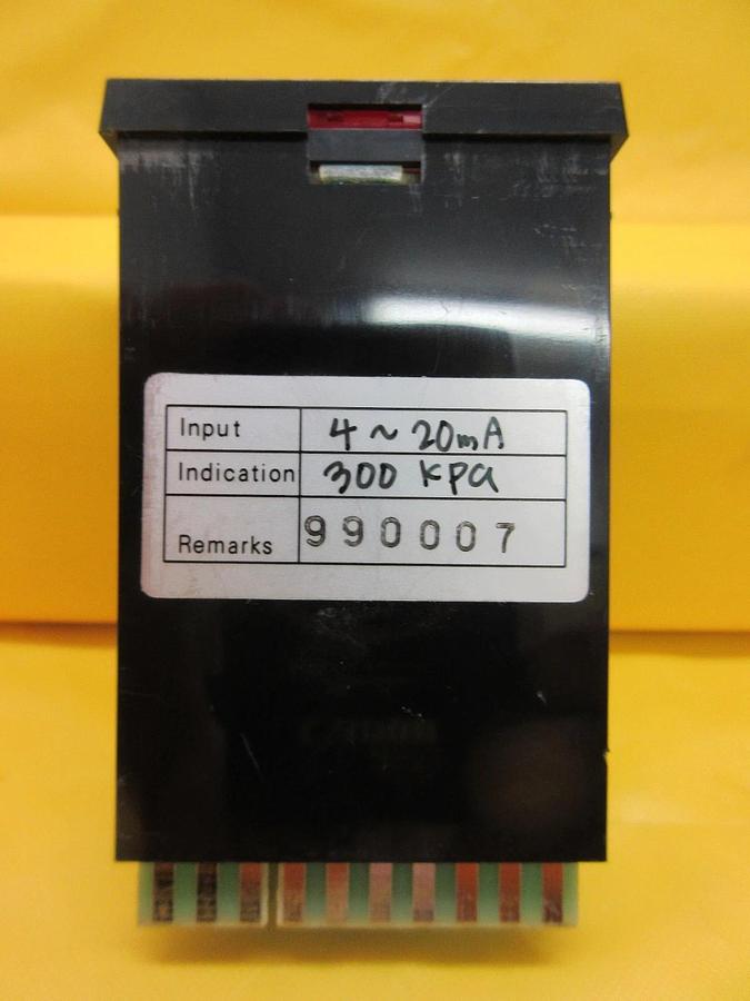 Used Surpass DV-5000R Digital Pressure Sensor Monitor Display 300 kPa Lot of 4 Used