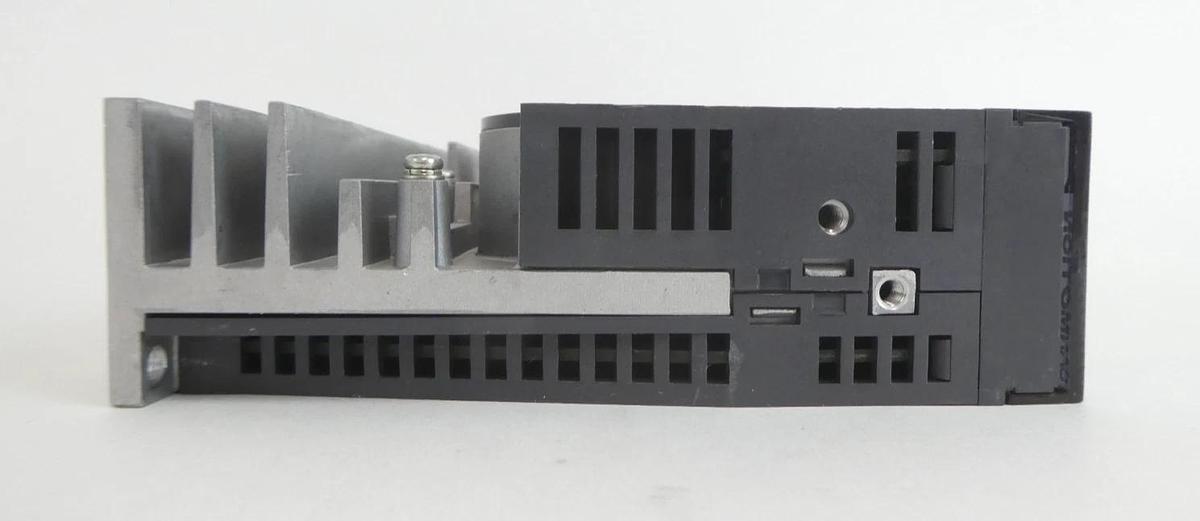 Used Sanyo Denki RS2A01A0AA0 AC Servo Drive SANMOTION R AMAT 0195-14086 Lot of 2