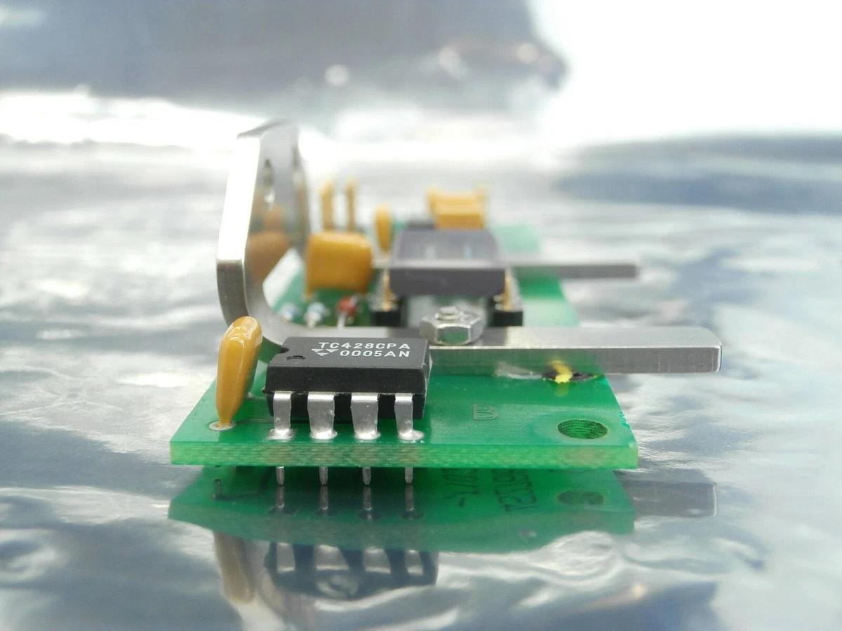 Used Carl Zeiss 452766-9011 Microscope Laser Sensor Board PCB MEG System Axiotron