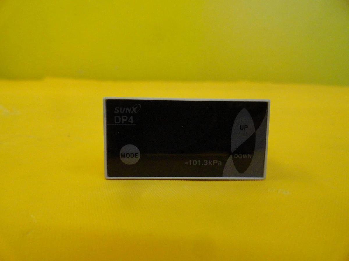 Used Sunx DP4-50Z Compact Digital Display Pressure Sensor DP4 Series Lot of 5 Used