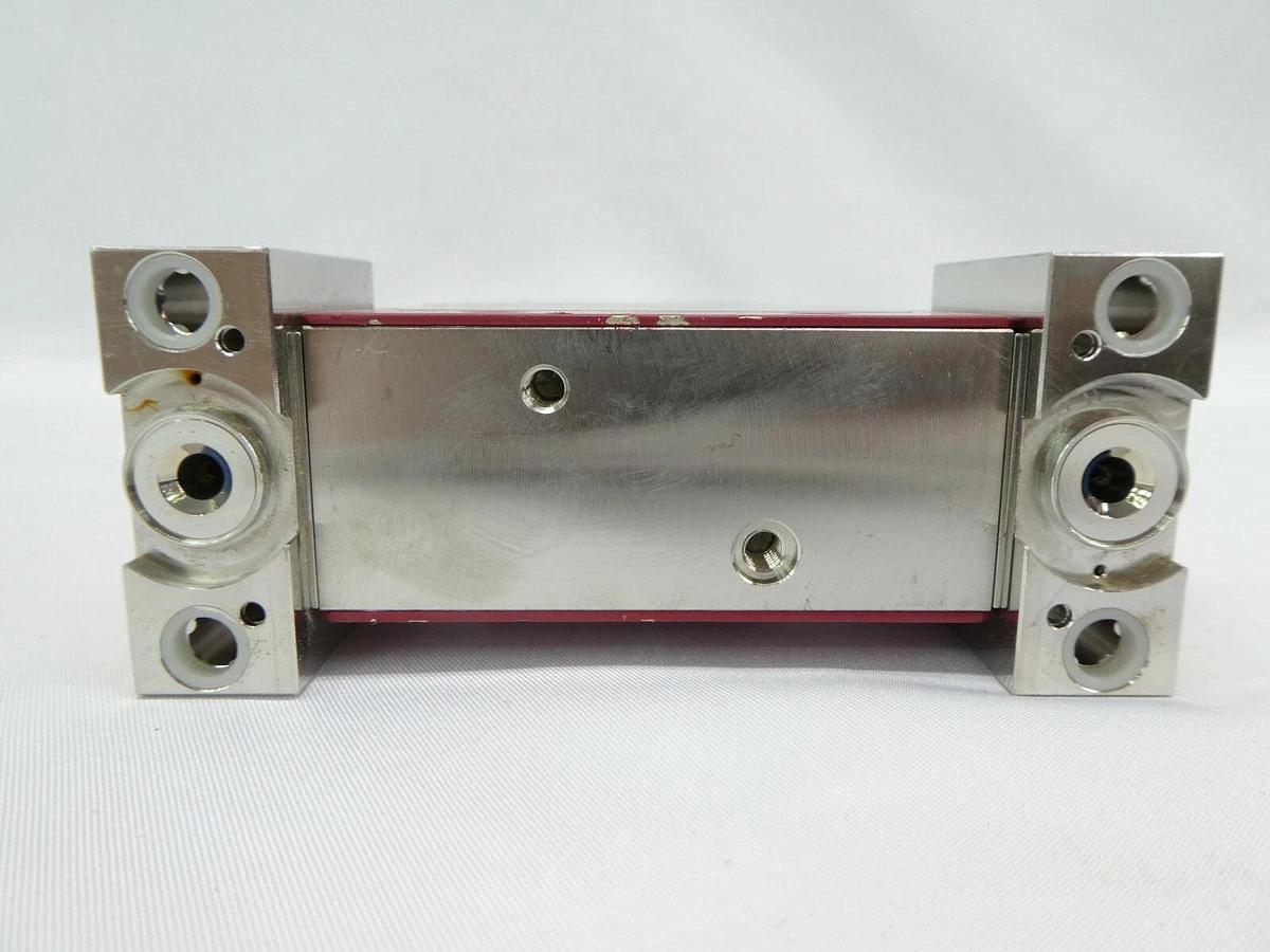 Used STEC SEC-7330M MFC Mass Flow Controller SEC-7330 400 CCM CF4 Working Spare