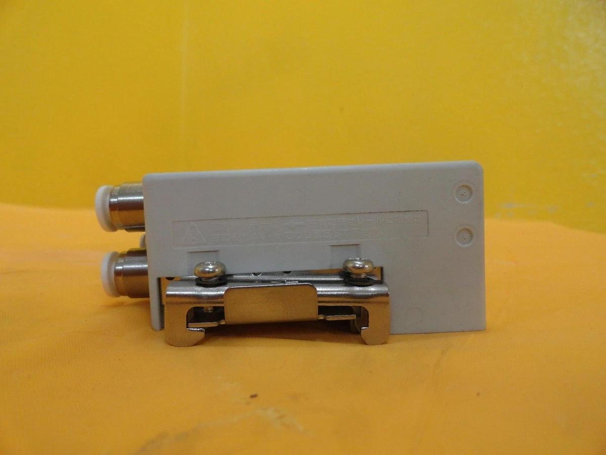 Used CKD N4E0 Series 4-Port Pneumatic Manifold N4E010-M Lot of 2 TEL Lithius Used