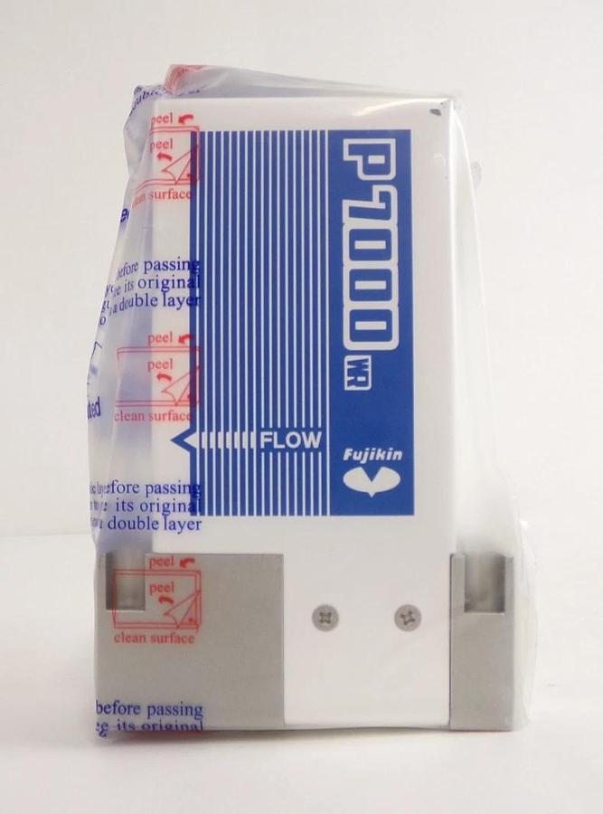 Fujikin FCSP7002W-4WS1-F122B-A3 Flow Control System P7000 WR New Surplus