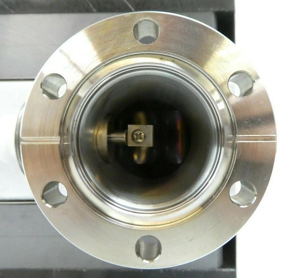 Used JEOL JSM-6300F Ion Vacuum Pump Magnet Assembly Wafer Defect Review SEM Working