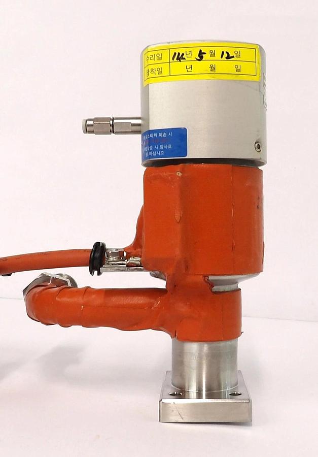 Used Inficon LI-9496 Dual Manometer Valve AMAT Applied Materials 0190-23497 Working