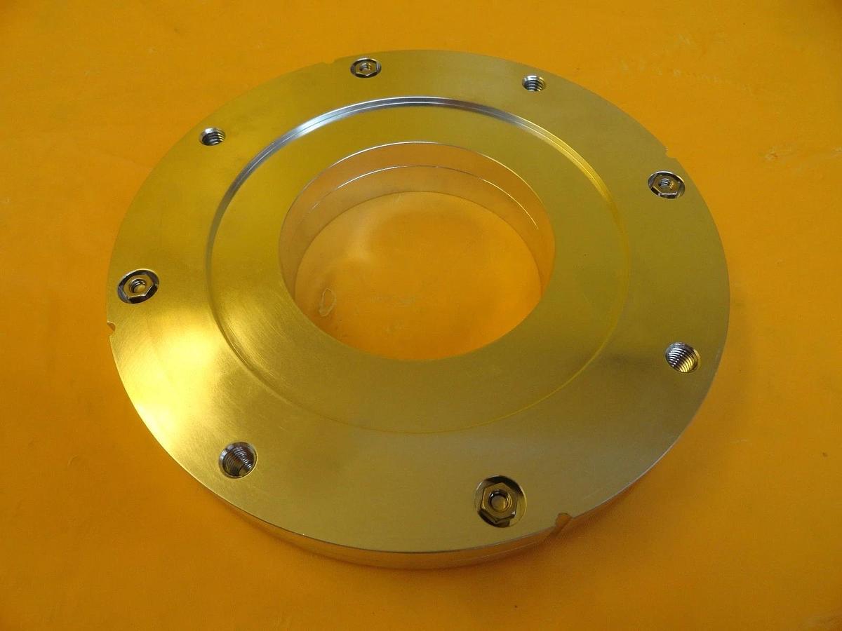 Used Varian Pump to Chamber Flange Turbo-V 300HT ISO100 ISO-K AMAT VeraSEM Used