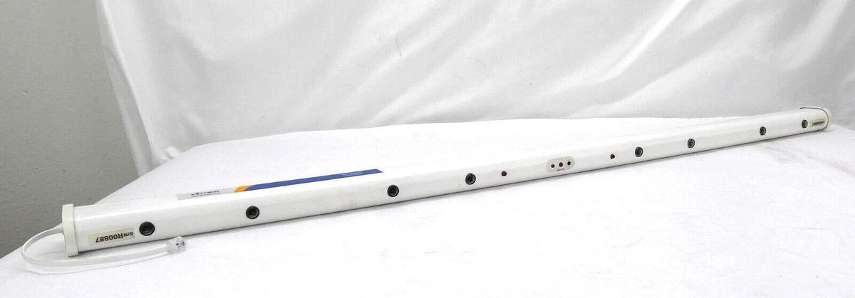 Used ION Systems 5200-IM6T-V3.0 Ionizer Bar Set MKS Instruments AeroBar 5225 Working