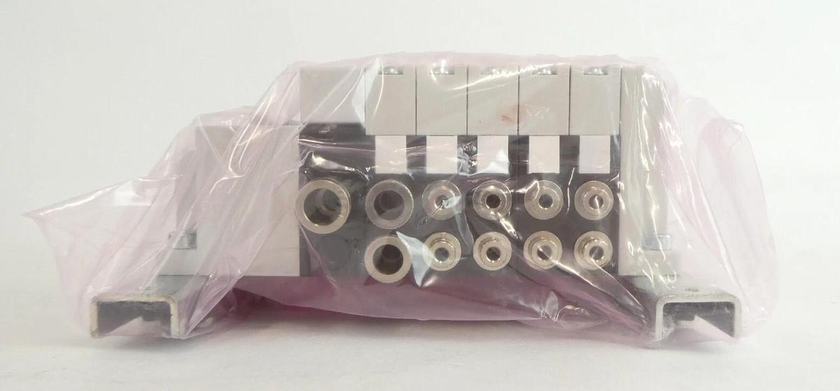 AMAT Applied Materials 0190-89628 5-Port Pneumatic Manifold Lot of 2 New Spare