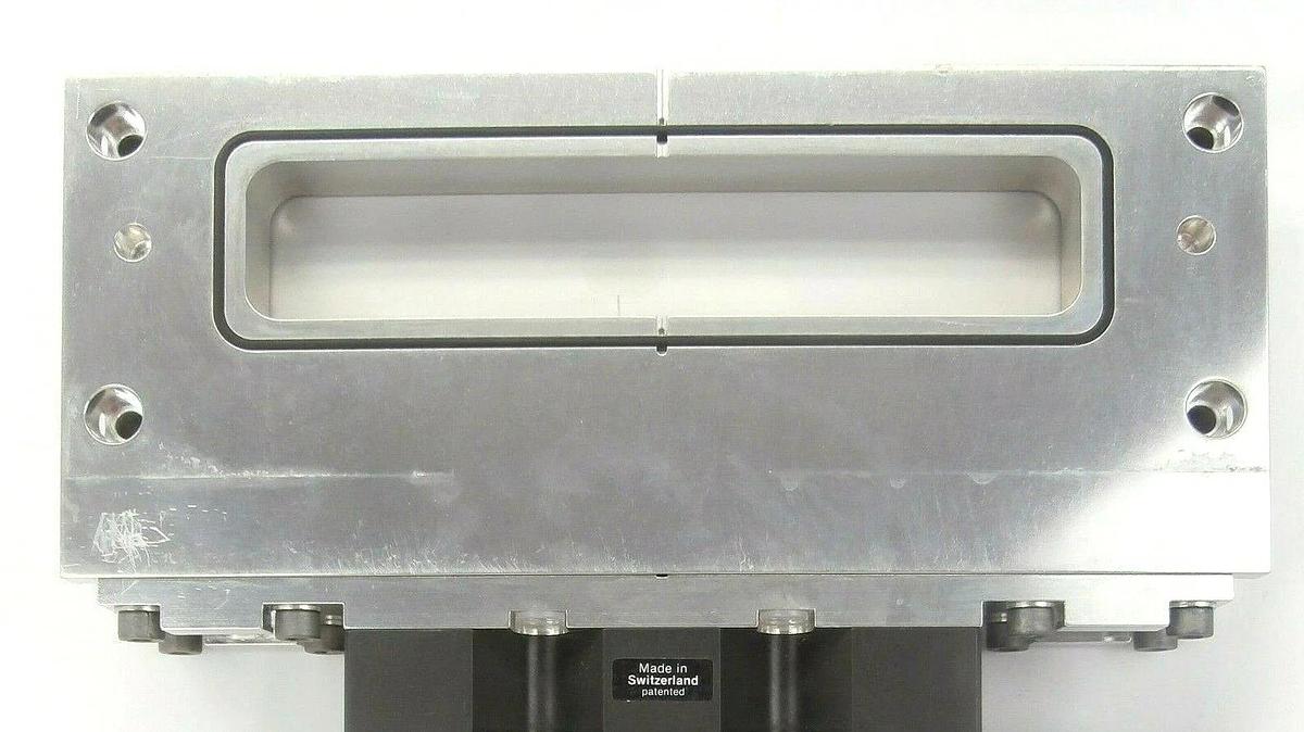 Used VAT MONOVAT Stainless Wafer Transfer Valve 02010-BA44 02110-BA44 Unmarked Spare