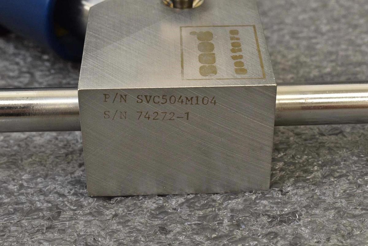 Used Saes Getters SVC504M104 Valve Assembly