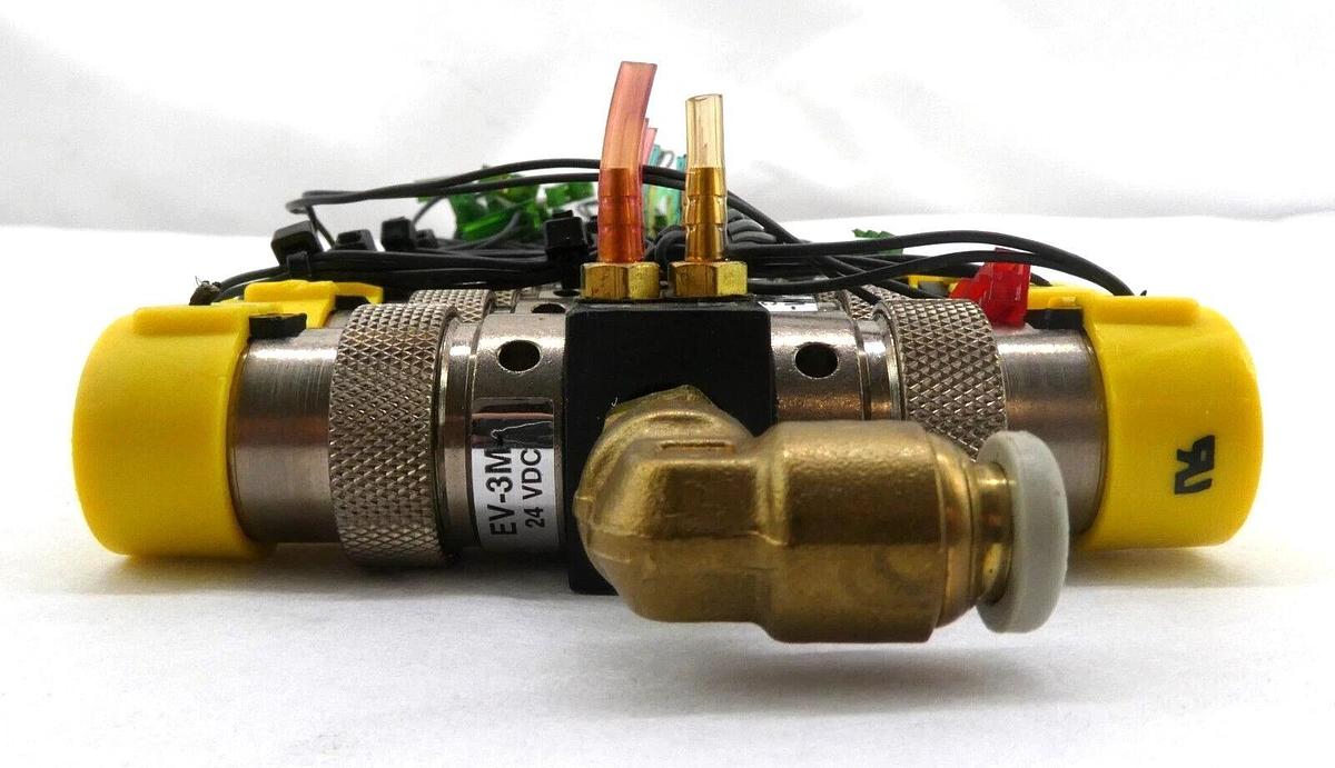 Used AMAT Applied Materials 0190-13071 30 Station EV Valve P5000 Manifold Working