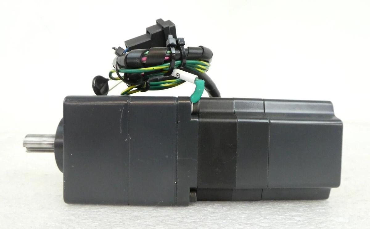 Used Oriental Motor A4615-9215KPGM 5-Phase Stepping Motor VEXTA Lot of 2 Working