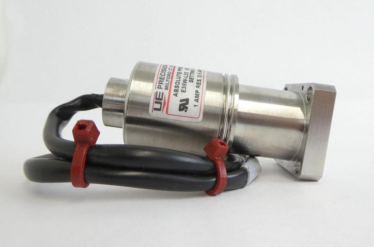 Used UE Precision Sensors E36W-L50 E36W-L33 Absolute Pressure Switch Lot of 8 Working