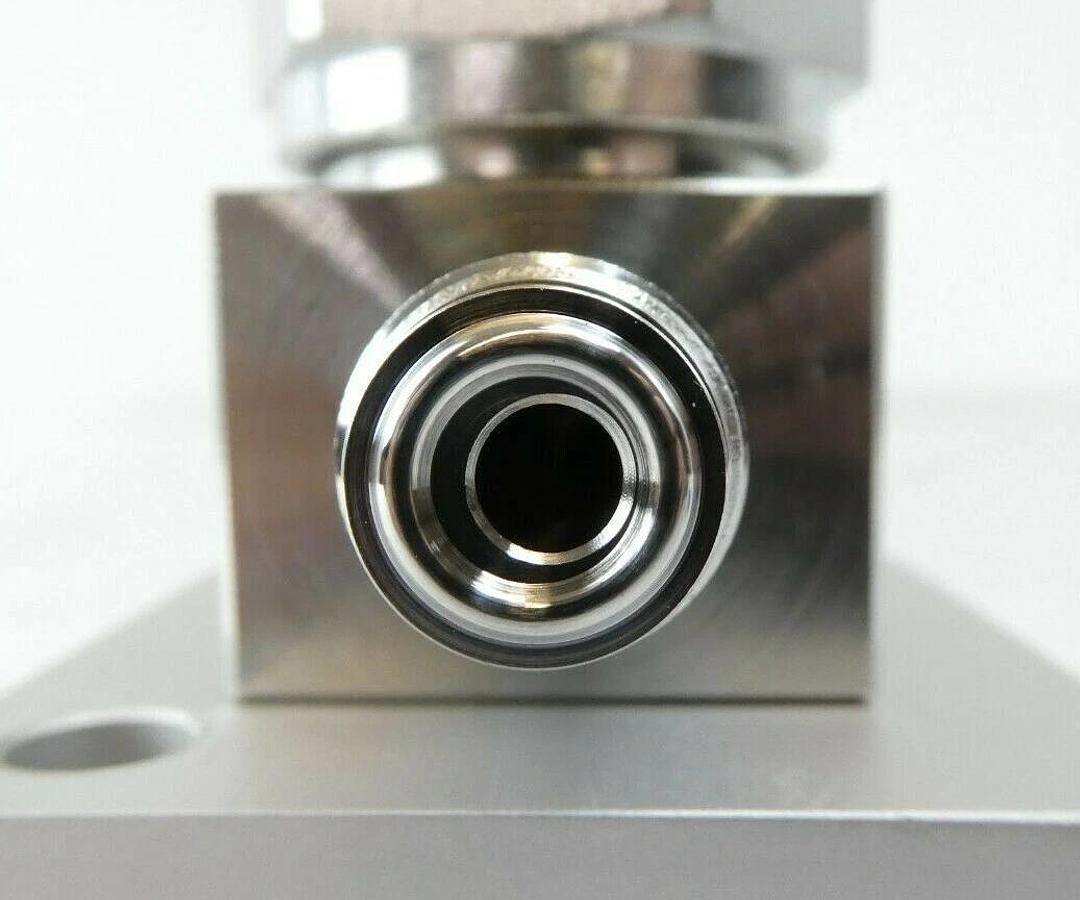 Swagelok SS-DLVCR4 High Purity Diaphragm Valve Mattson Technology 37100335 New