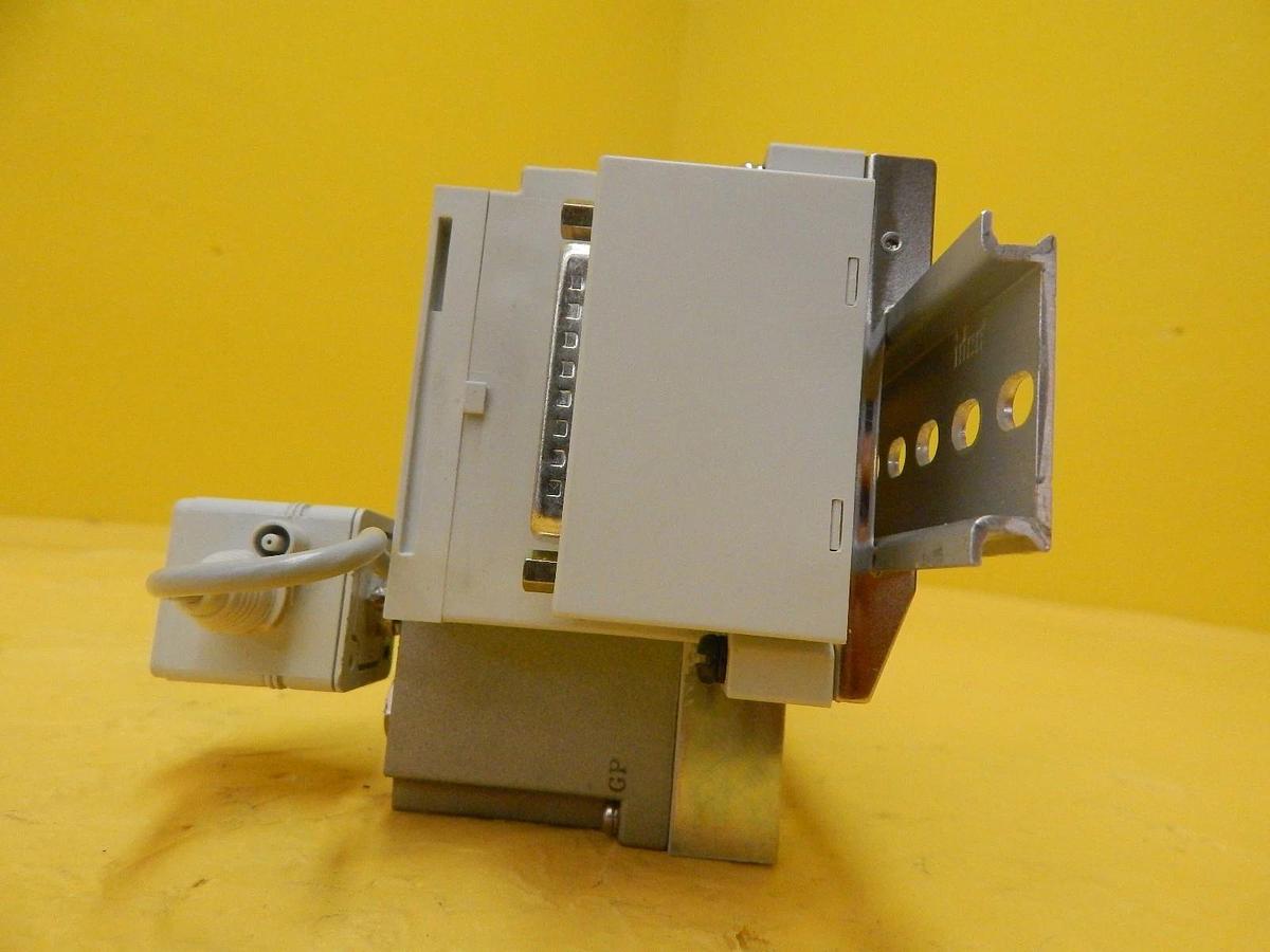 Used SMC US5200 13-Port Pneumatic Manifold ARM2000 ISE40-01-22 Used Working