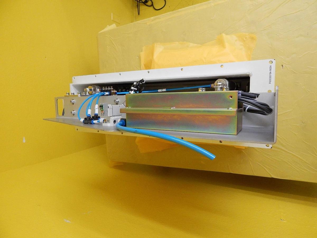 Used AMAT Applied Materials Pneumatic Door Assembly Desica Cleaner Working Surplus
